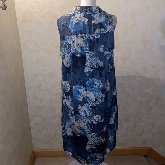 NWOT! Spruce & Sage Button down Dress! - Picture 4 of 12